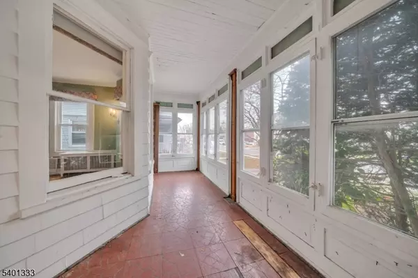 Caldwell Boro Twp., NJ 07006,16 Hanford Pl