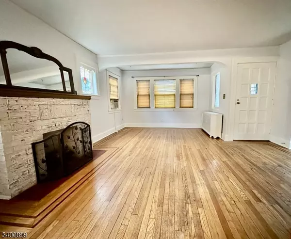 Teaneck Twp., NJ 07666,995 Grace Ter