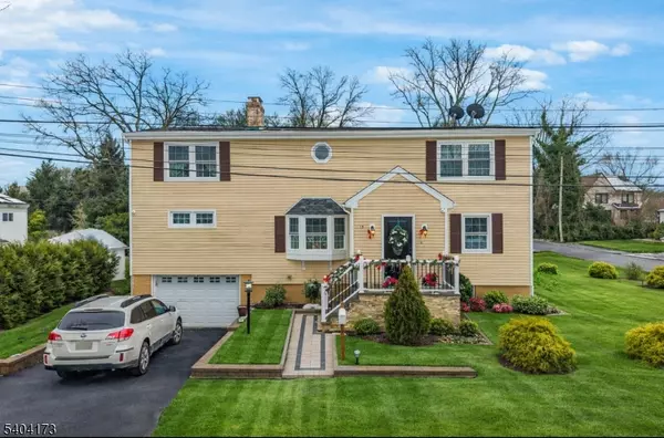 Denville Twp., NJ 07834,15 Spruce Pl