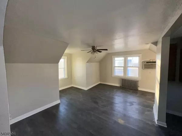 Haledon Boro, NJ 07508,1 Coolidge Pl