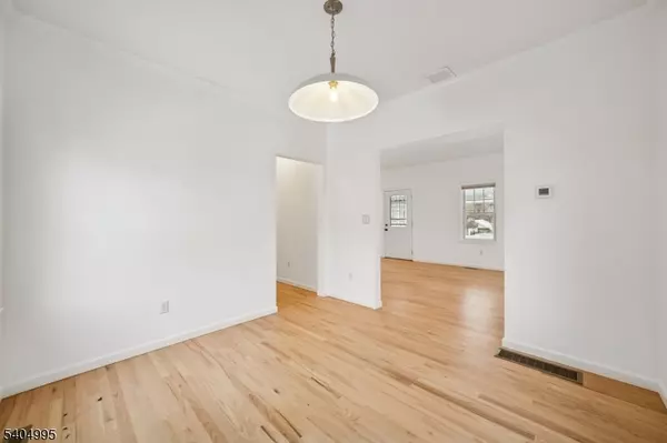 West Orange Twp., NJ 07052,10 Maple Ave