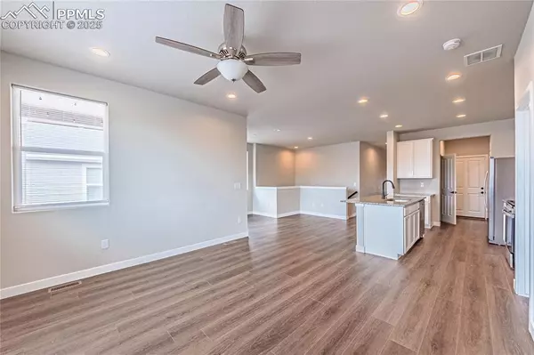 Colorado Springs, CO 80922,3944 Ryedale WAY