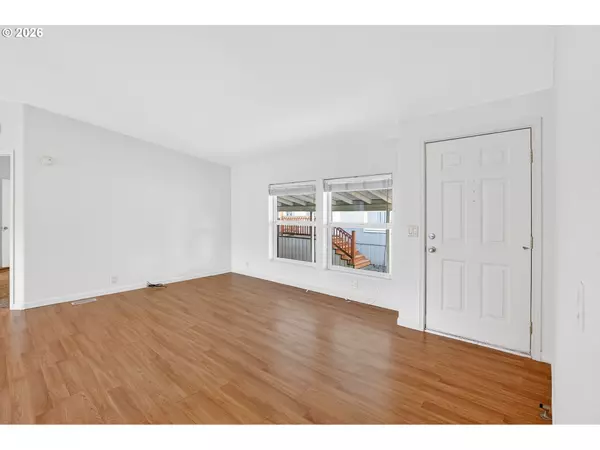 Gresham, OR 97080,1949 SE PALMQUIST RD #7