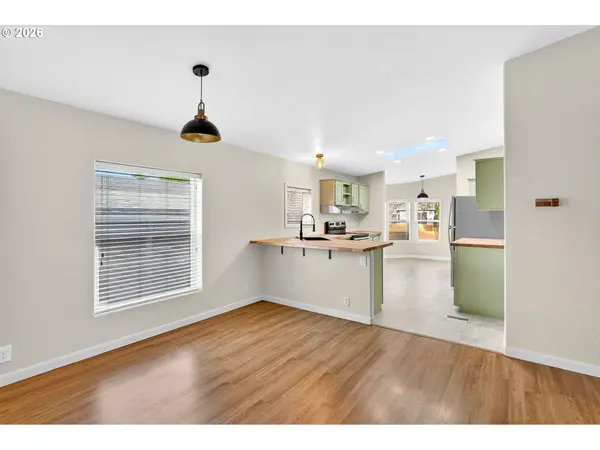 1949 SE PALMQUIST RD #7, Gresham, OR 97080