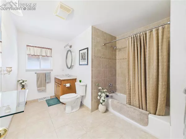 Pueblo, CO 81006,32006 Ford RD