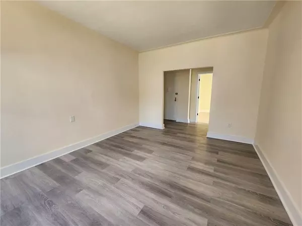 Brooklyn, NY 11214,8320 Bay Pkwy #C32