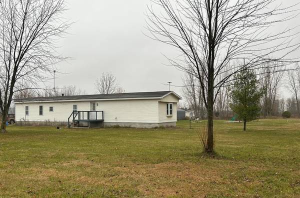 3780 E North County Line RD, Saint Louis, MI 48880