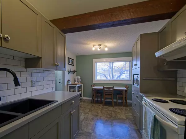 Airdrie, AB T4B1J9,600 Allen ST SE #618