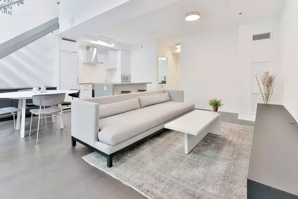 Toronto C08, ON M5A 0G2,455 Front ST E #S116