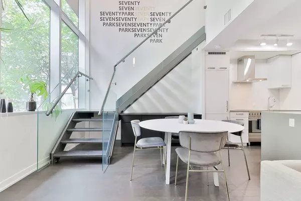 Toronto C08, ON M5A 0G2,455 Front ST E #S116