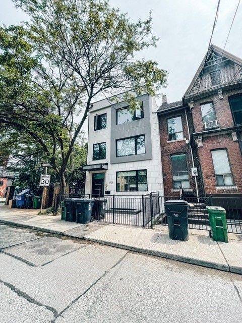 271 Ontario ST #3, Toronto C08, ON M5A 2V6