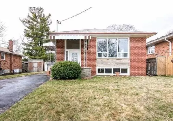 38 Jeffton CRES #bsmt, Toronto E09, ON M1G 2R5
