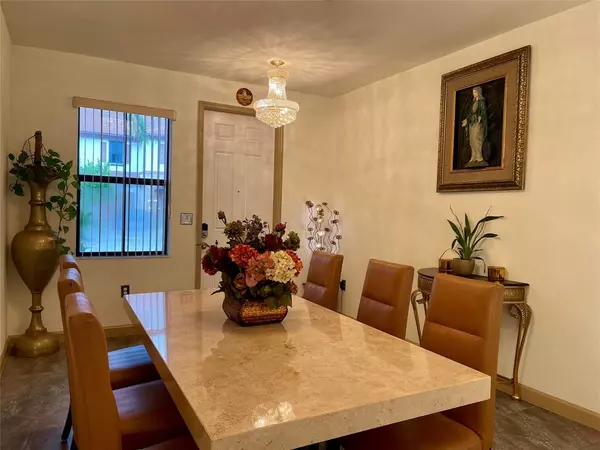 Hialeah, FL 33018,10396 W 34th Ln