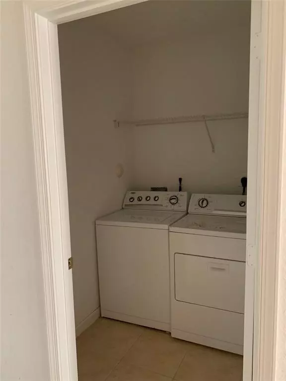 Lauderhill, FL 33311,1425 NW 36th Way