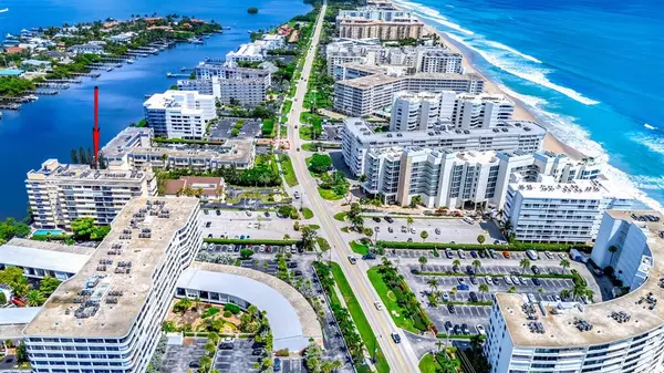 South Palm Beach, FL 33480,3581 S Ocean Boulevard #3B