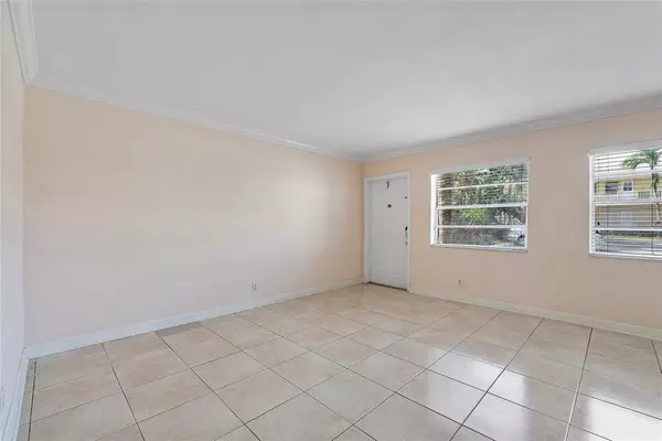 Oakland Park, FL 33334,4050 NE 12th Ter #39-2