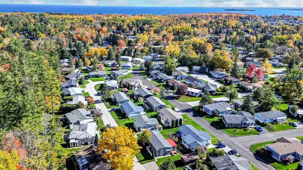 Innisfil, ON L9S 1M3,15 Riverview CIR