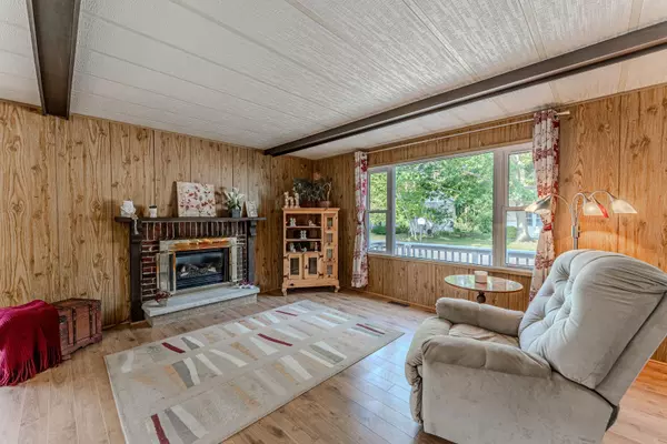 Innisfil, ON L9S 1M3,15 Riverview CIR