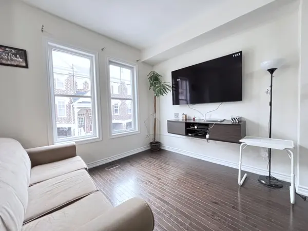 Vaughan, ON L4L 0H1,10 Porter Avenue West AVE W #53