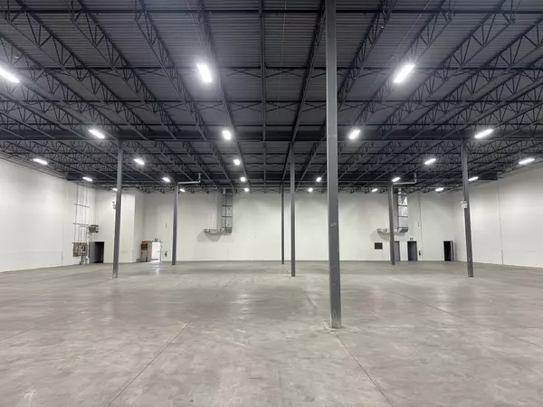 Barrie, ON L4N 6L2,252 King ST #2-3