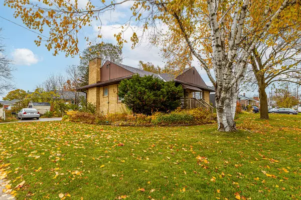 Barrie, ON L4M 3Z5,205 St Vincent ST