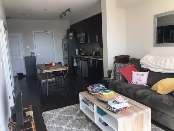 Mississauga, ON L5B 0J8,510 Curran PL #2210