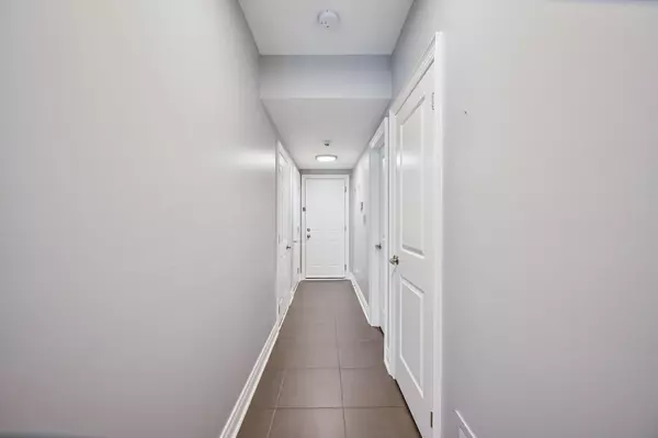 Mississauga, ON L4X 1Y6,1809 Pagehurst AVE