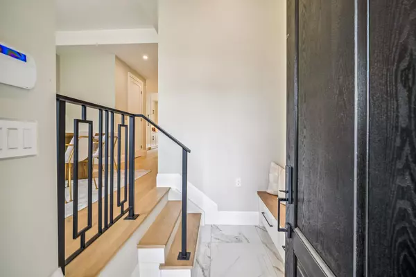 Oakville, ON L6K 2W4,249 Rebecca ST