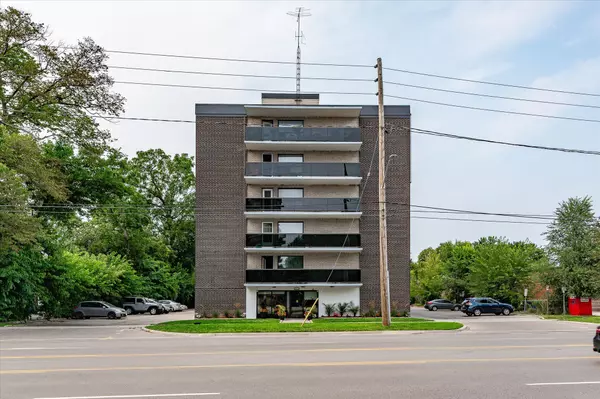 Burlington, ON L7R 1K2,2411 New ST #210