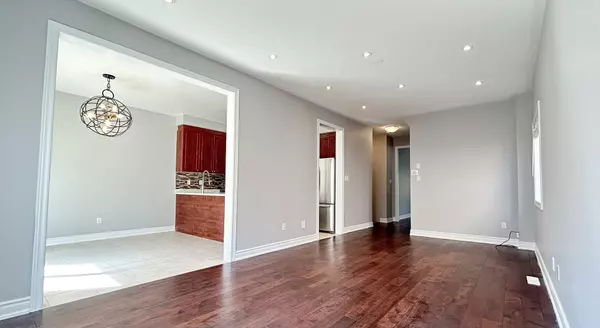 Brampton, ON L6Y 0K9,15 Krakow ST