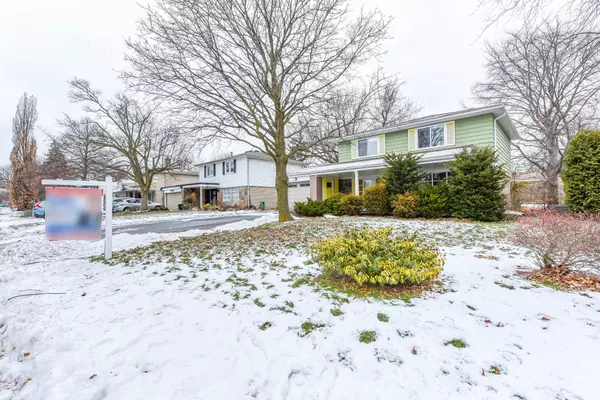 Brampton, ON L6W 2E7,15 Richmond DR