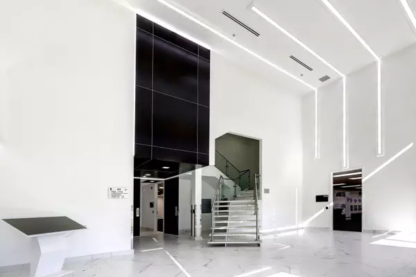 Mississauga, ON L5R 3R1,320 Matheson BLVD W #209