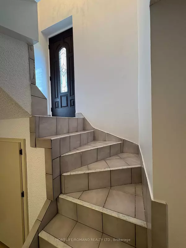 Toronto W05, ON M3K 1K5,32 Plewes RD #Bsmt