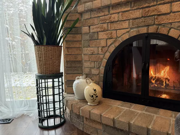 Burlington, ON L7M 1Z5,3453 Hannibal RD