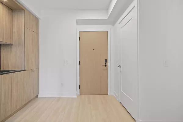 Toronto W08, ON M9A 0E6,60 Central Park Roadway N/A #705