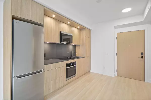 Toronto W08, ON M9A 0E6,60 Central Park Roadway N/A #705