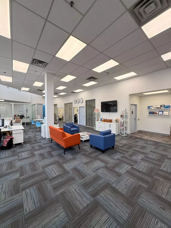 Mississauga, ON L4Z 1X9,370 Britannia RD E #1-2