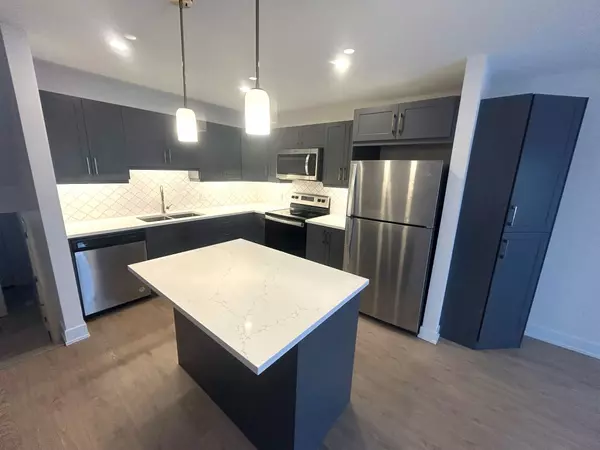 Smiths Falls, ON K7A 0A5,62 Staples BLVD