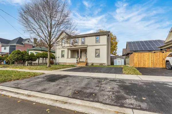 St. Thomas, ON N5R 2J3,64 Forest AVE