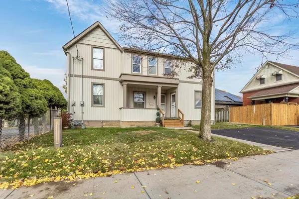 St. Thomas, ON N5R 2J3,64 Forest AVE