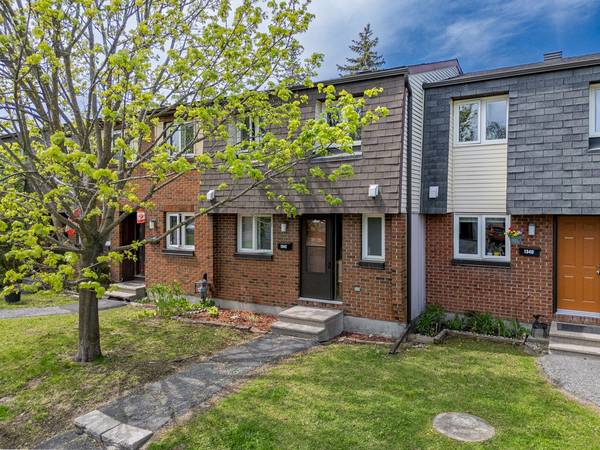 1342 Cedarcroft CRES #11, Cyrville - Carson Grove - Pineview, ON K1B 5C8