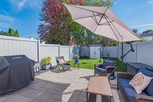 Orleans - Cumberland And Area, ON K4A 3E8,813 Clearcrest CRES