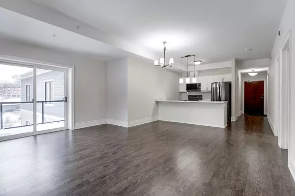 Parry Sound, ON P2A 3B6,11C Salt Dock RD #404