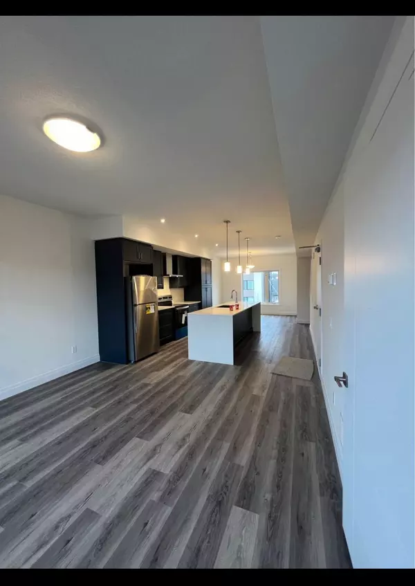 Guelph, ON N1L 0R2,22 Lily LN