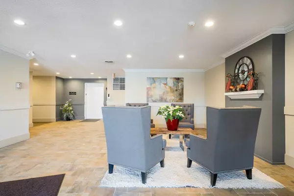 Blue Mountains, ON N0H 1J0,27 Beaver ST S #305