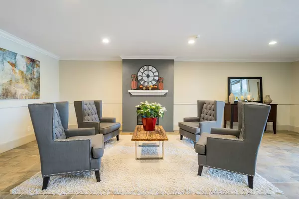 Blue Mountains, ON N0H 1J0,27 Beaver ST S #305