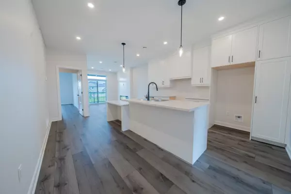 Wellington North, ON N0G 2L2,440 Wellington ST E #20