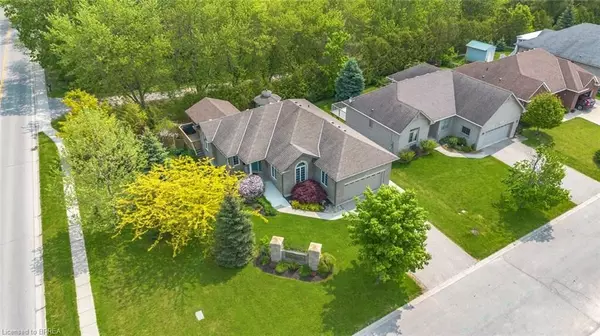 Norfolk, ON N0E 1M0,2 Hunter DR S