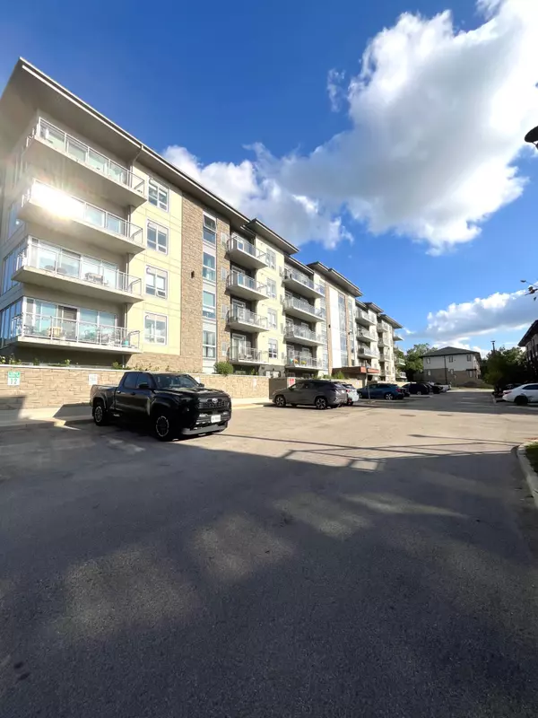 Hamilton, ON L9G 3K9,16 Markle CRES #214