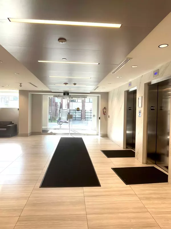 Hamilton, ON L9G 3K9,16 Markle CRES #214